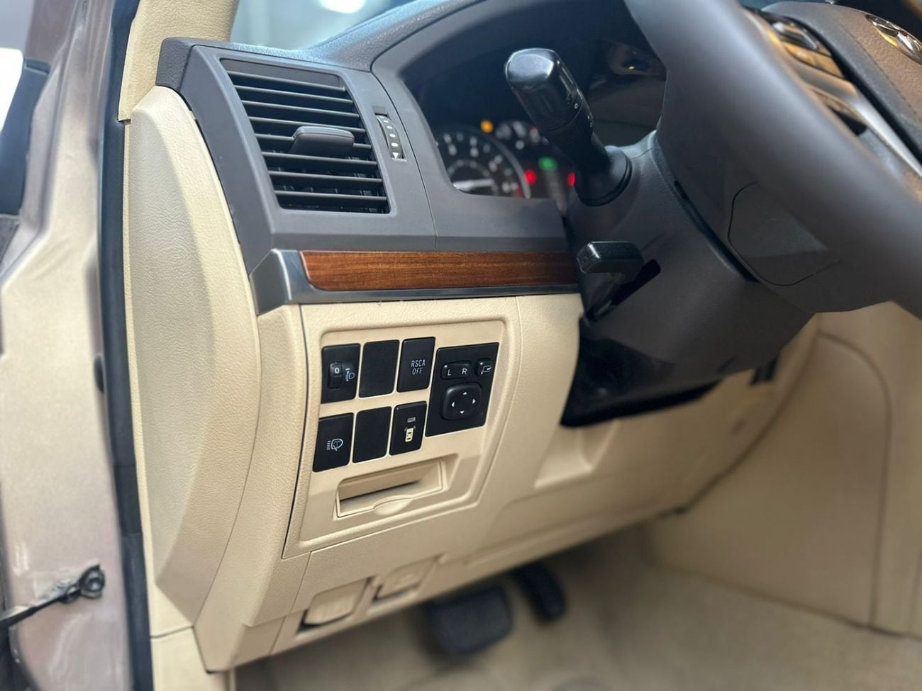 Toyota Land Cruiser GXR+ 4.0L