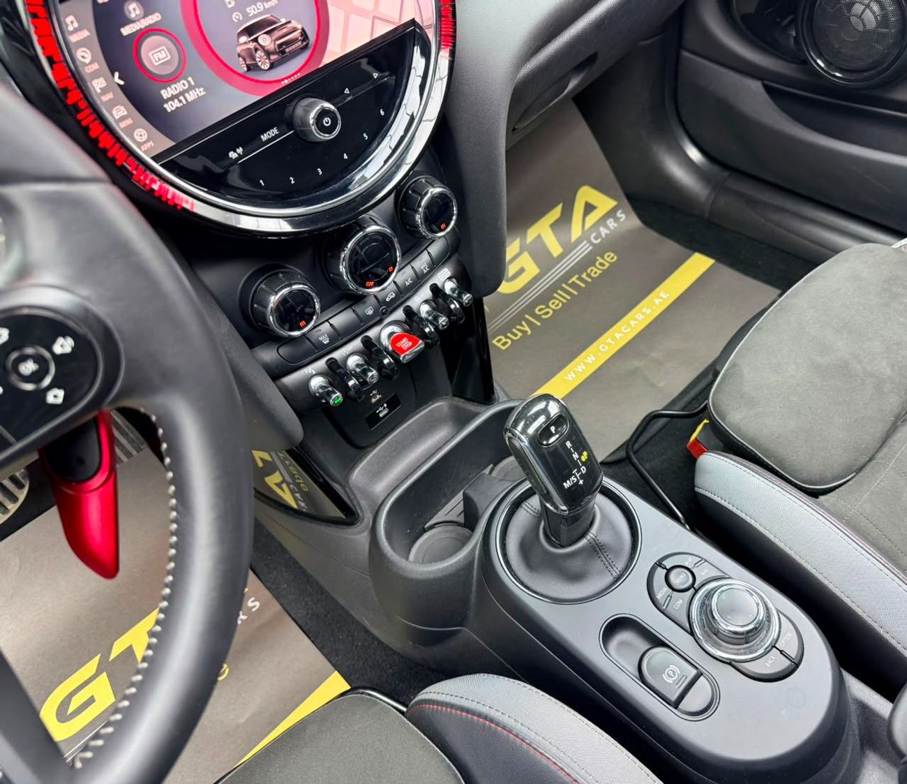 Mini John Cooper Works STANDARD 2022 MINI John Cooper Works, Auto Guard Warranty, Full Agency Service History, GCC Specs.