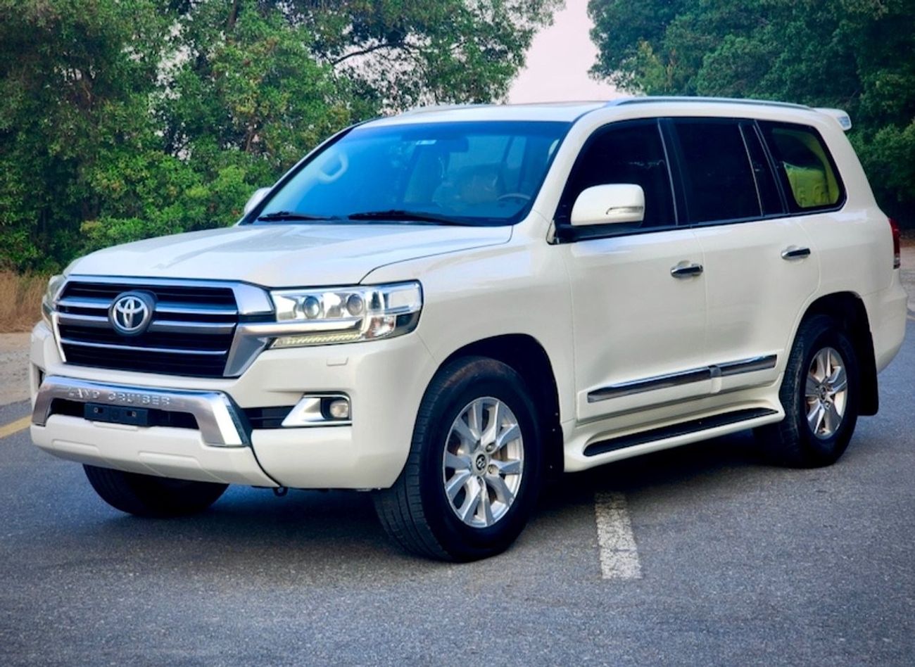 Used Toyota Land Cruiser 2016 GXR V8 Diesel Engine Full Option Very