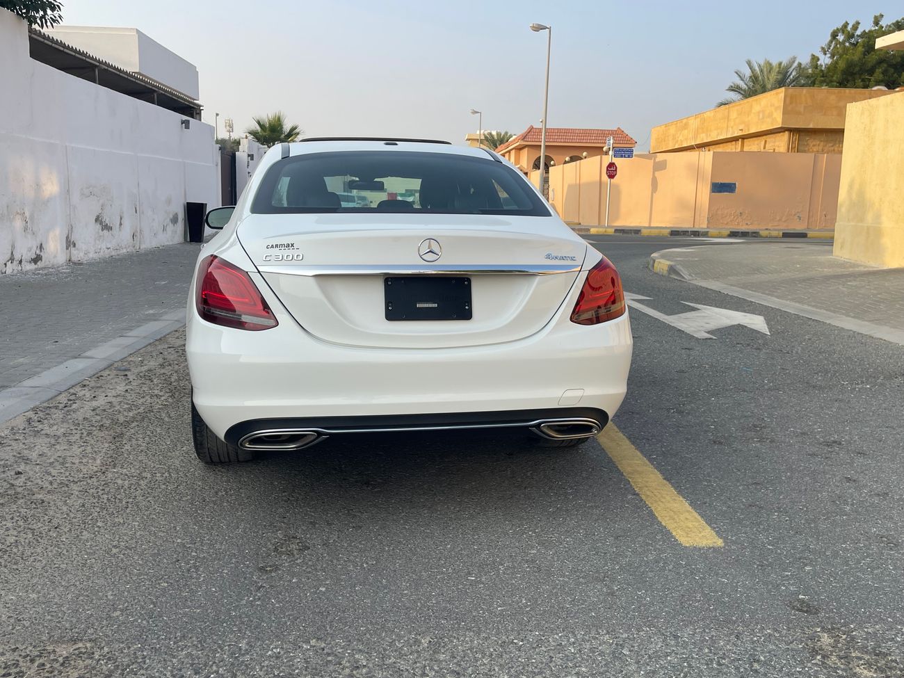 Mercedes-Benz C 300 Std 2.0L (241 HP)