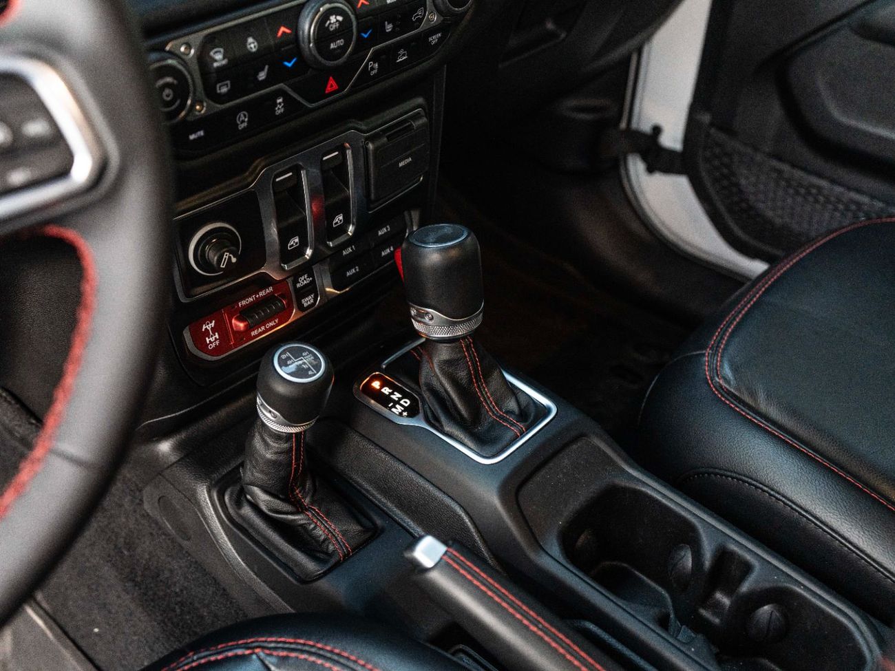 Jeep Wrangler Rubicon 3.6L A/T (5 Seater)