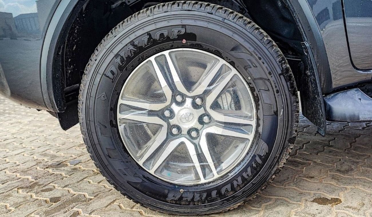 Toyota Fortuner FORTUNER 2.7L AT/AC  4WD PETROL 2024