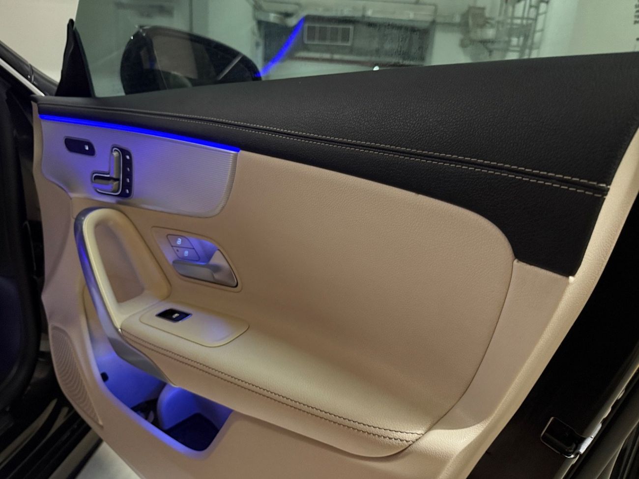 Mercedes-Benz CLA 250 Premium + 2.0L