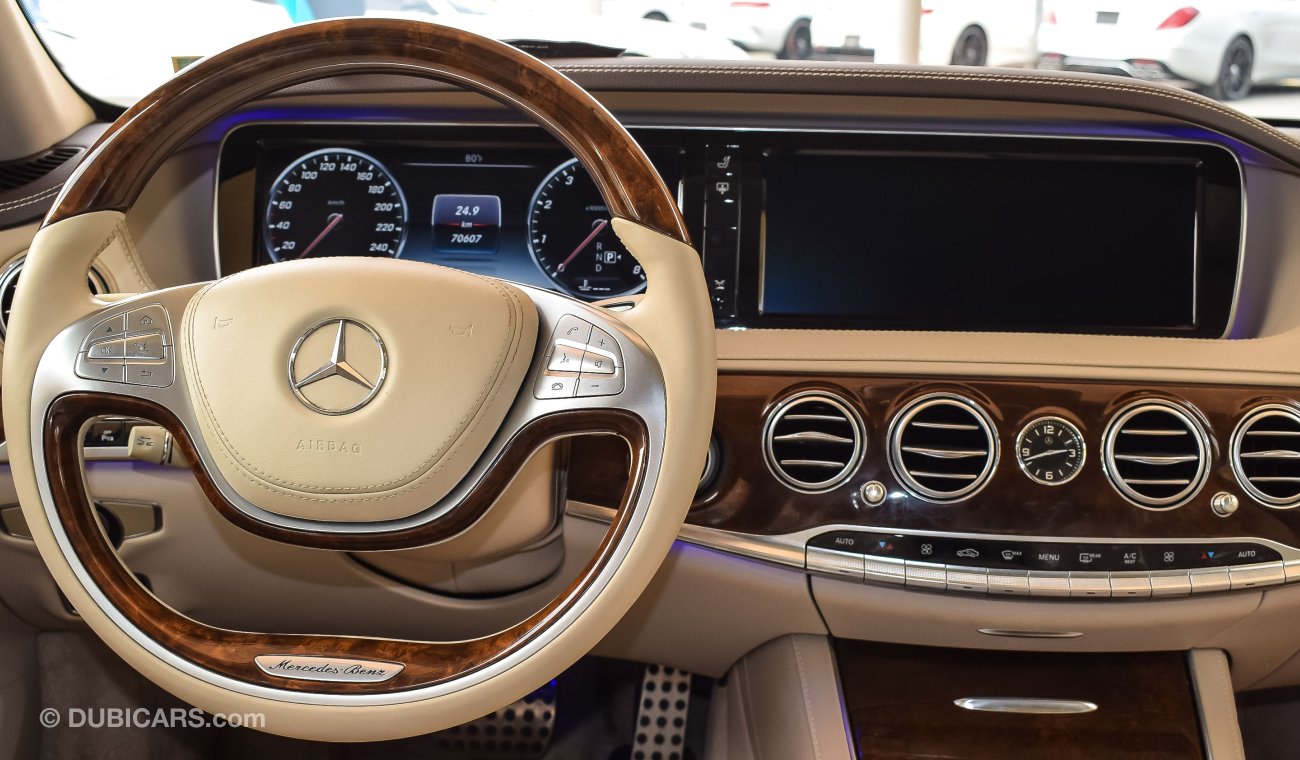 مرسيدس بنز S 550