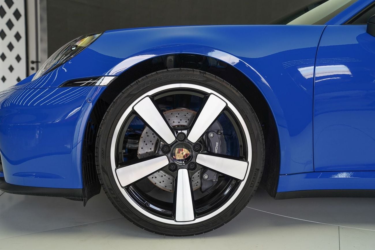 بورش 911 Carrera 3.0L (444 HP) Coupe