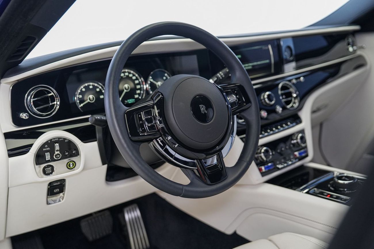 رولز رويس جوست 6.75T Short Wheelbase