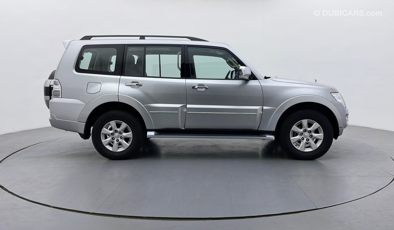 Mitsubishi Pajero GLS MIDLINE WITH SUNROOF 3.5 | Under Warranty | Inspected on 150+ parameters