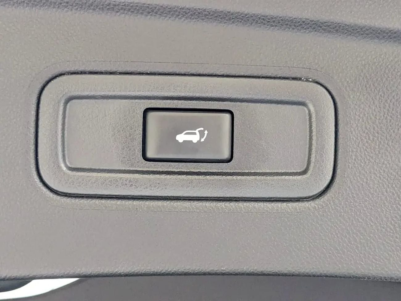 إنفينيتي QX70 LUXURY