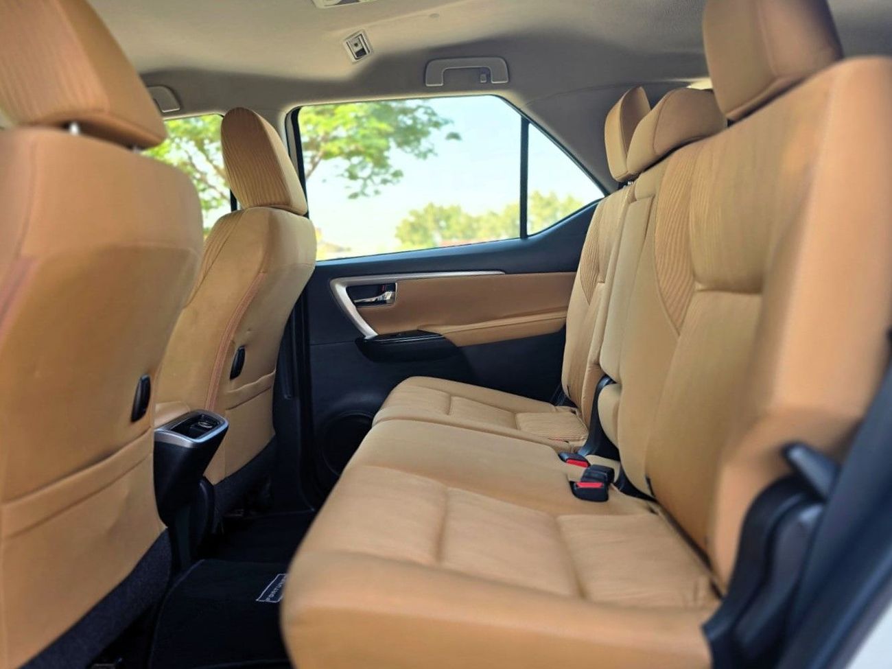 تويوتا فورتونر GXR 4.0L (278 HP)