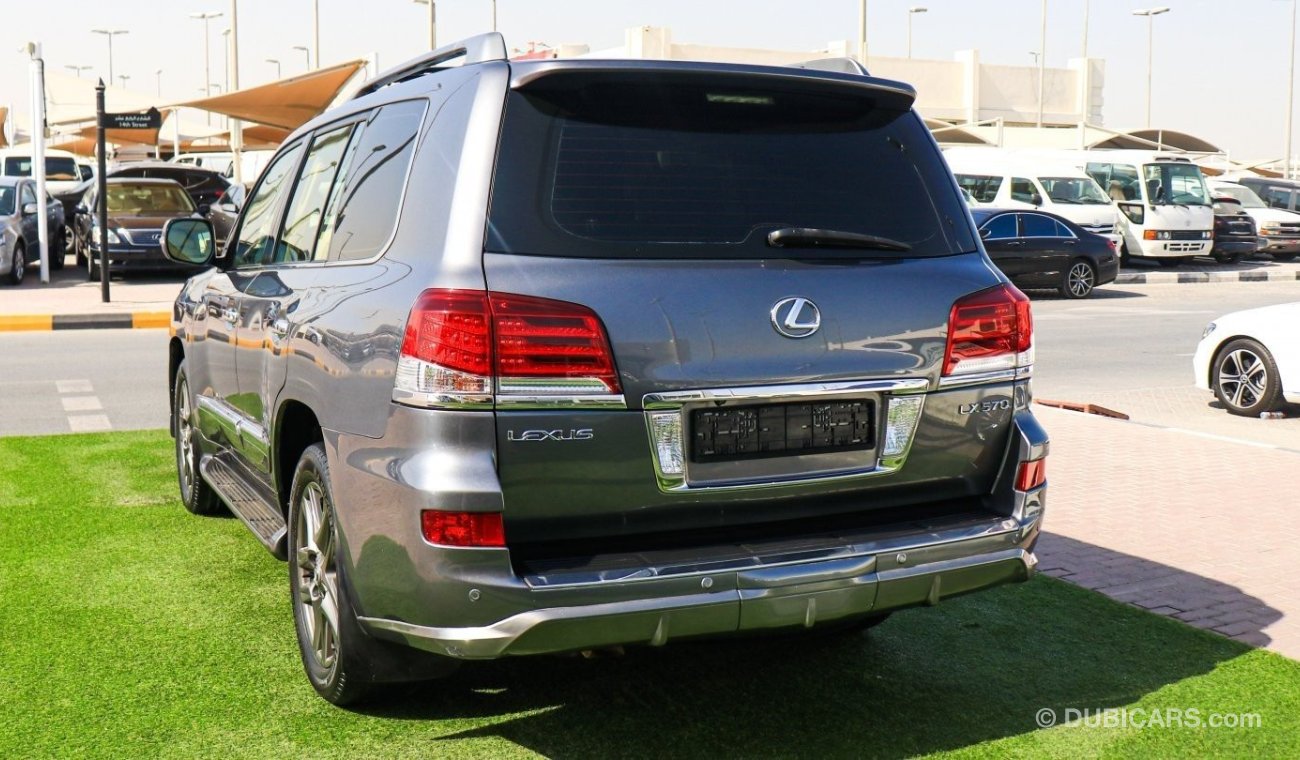 Lexus LX570