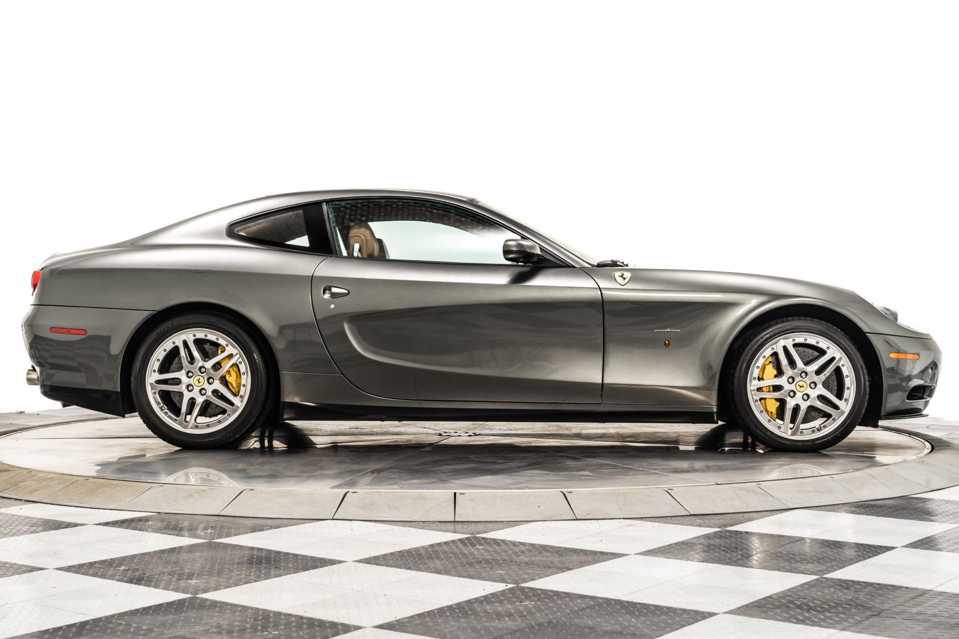 Ferrari 612 exterior - Side Profile