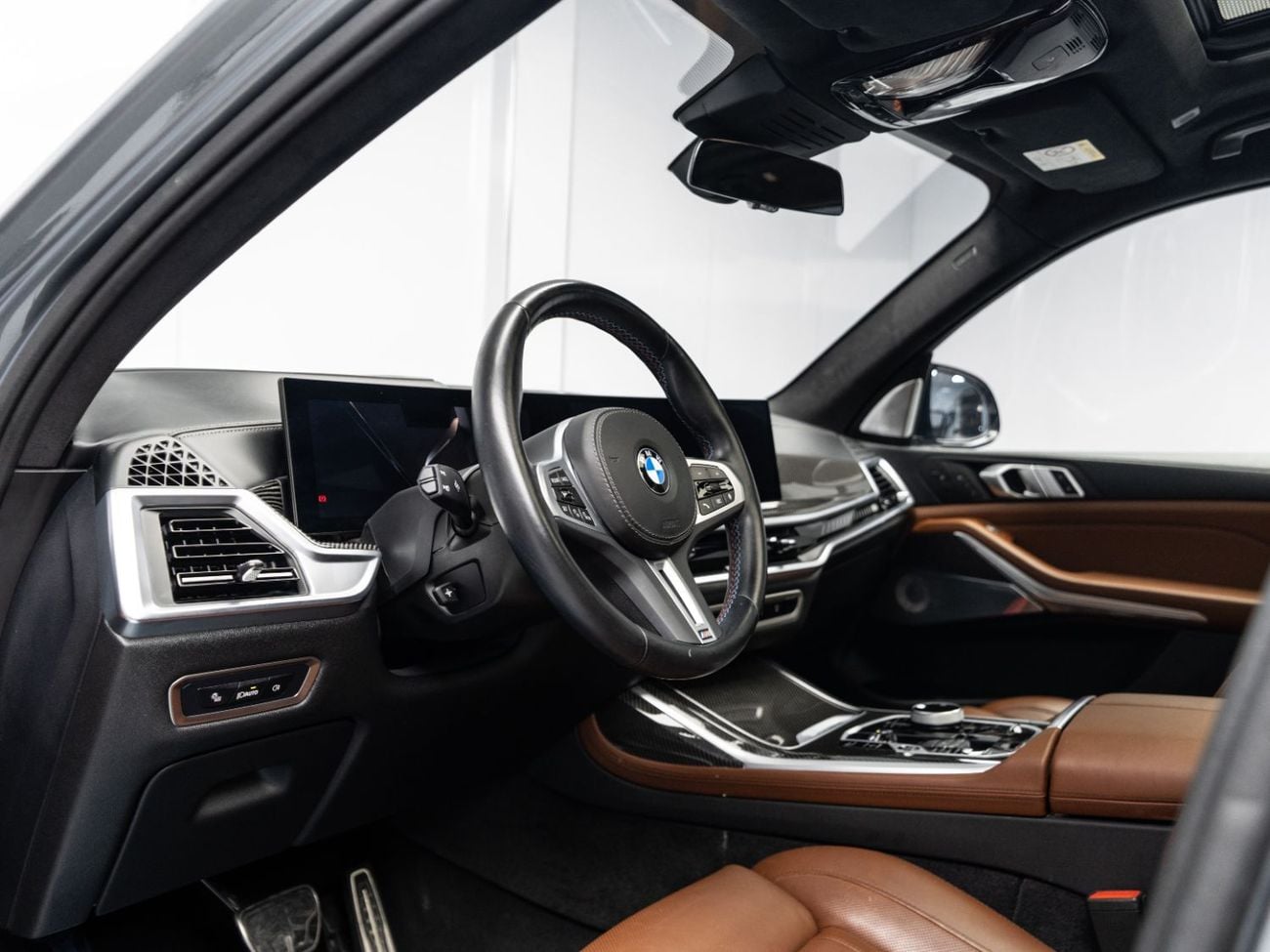 BMW X7 xDriveM60i (6 Seats) SUMMER STARTS NOW | EXCLUSIVE DEAL BY BLACKLINE, April 2029 Warranty + Service,