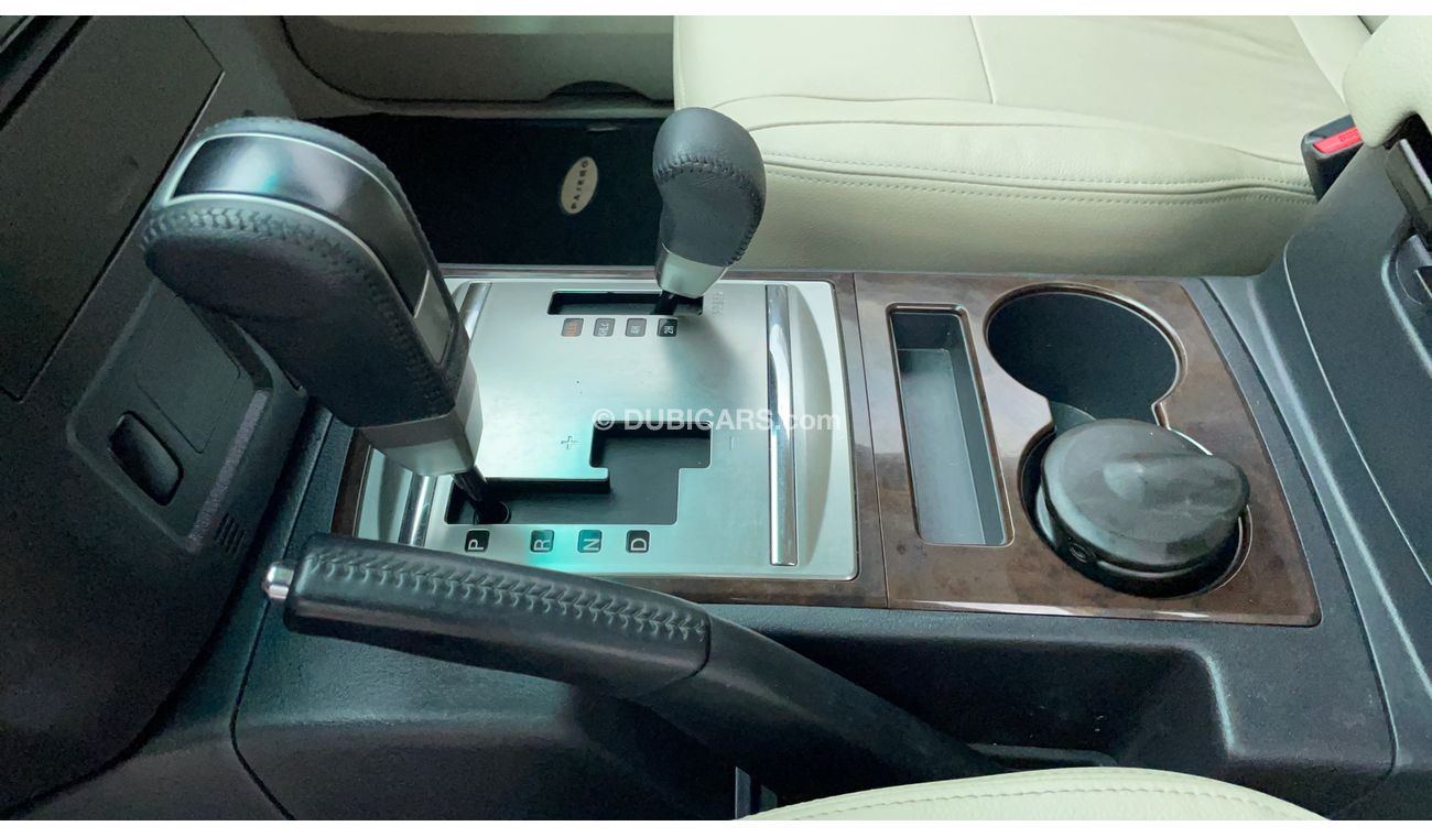 Mitsubishi Pajero GLS 3800