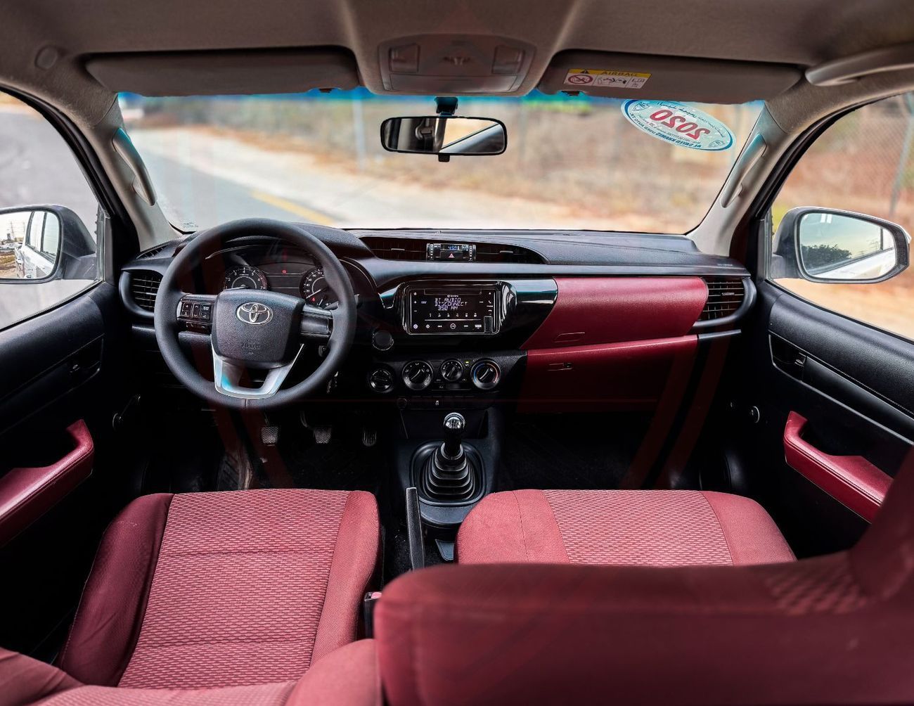 Toyota Hilux GLX 2.7L Double Cab Utility M/T Toyota Hilux | 2.7 L | 2020 | GCC | Accident-Free | In Excellent Con