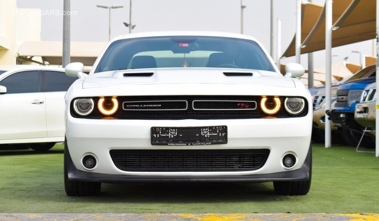 دودج تشالينجر SRT 6.4L V8