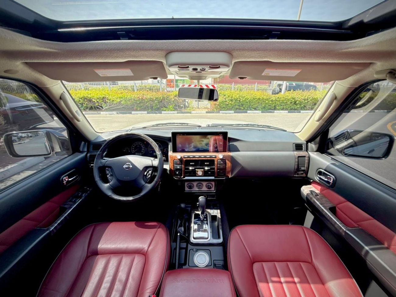 Nissan Patrol Super Safari NISSAN PATROL SUPER SAFARI 4.8L V6 | GCC SPECS | YEAR: 2023 | KMS: 57,000 | FULL-SERVICE HISTORY UND
