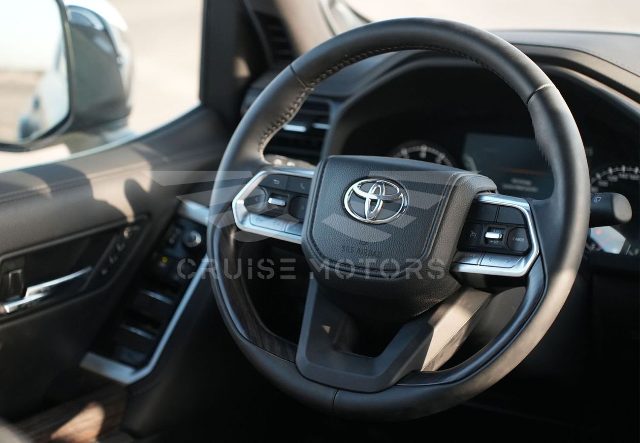 تويوتا لاند كروزر LC300 VIP XTREME EDITION 3.5 Petrol AT MY2025 – BLACK