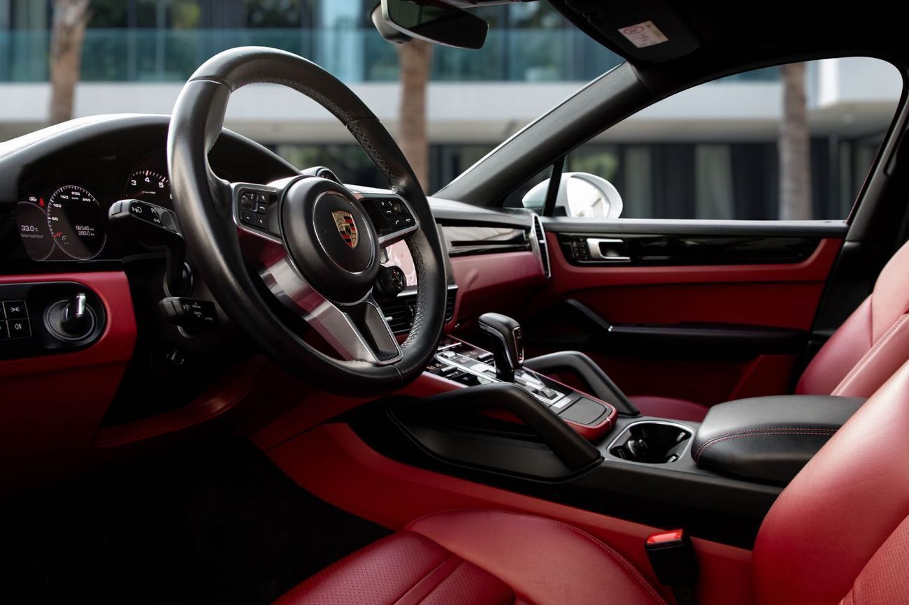 Porsche Cayenne COUPE | 4,093 P.M  | 0% Downpayment | PORSCHE MAINTAINED!