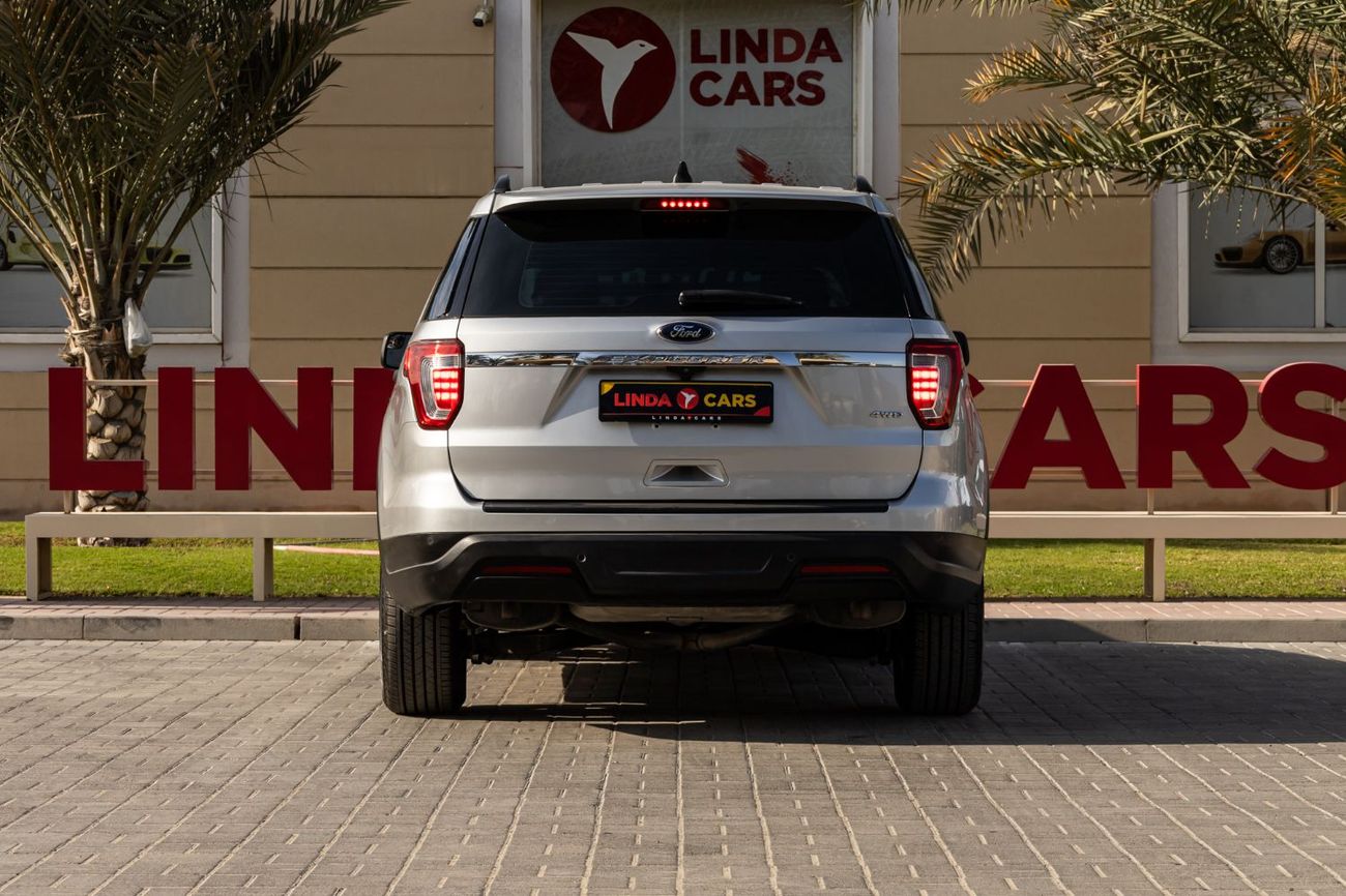 Ford Explorer Std 3.5L 4WD