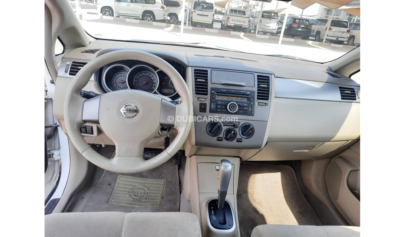 Nissan Tiida Nissan tiida 2012 g cc accident free