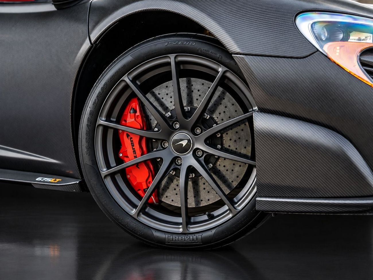 McLaren 675LT COUPE
