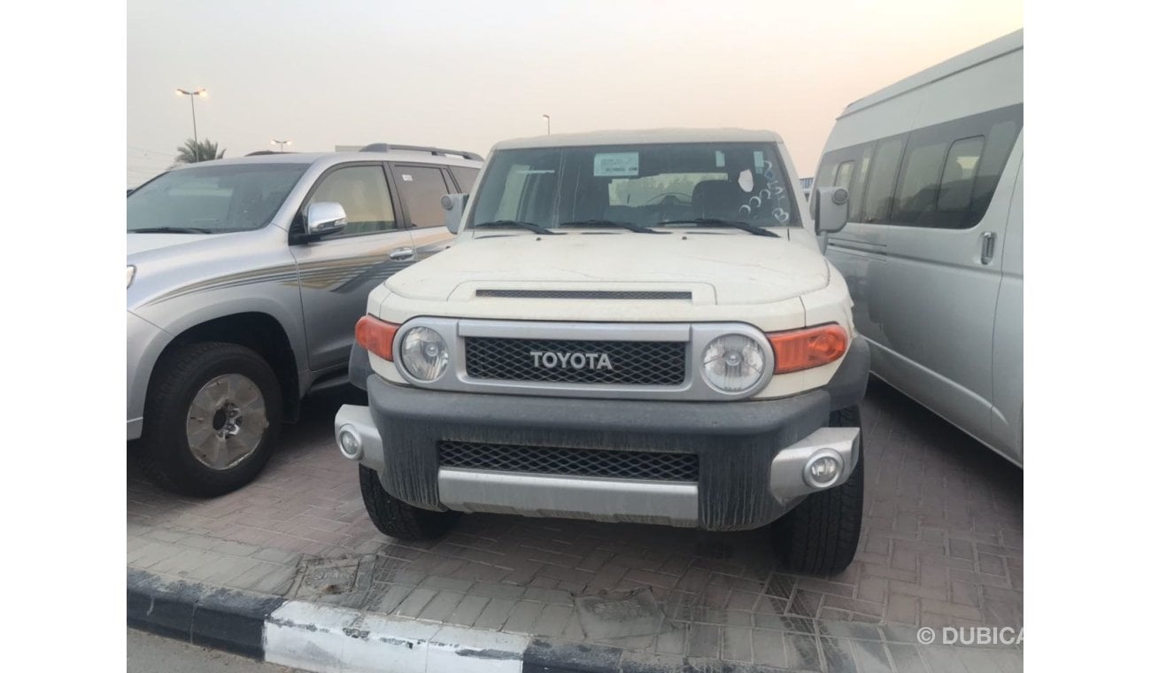 Toyota FJ Cruiser فول ابشن