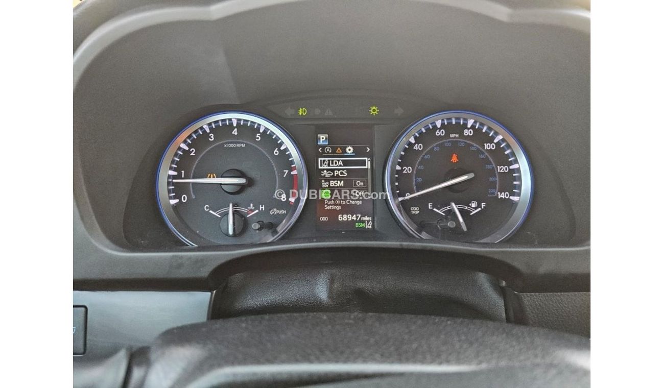 Toyota Highlander 2017 Toyota Highlander XLE 4x4 Full Option 3.5L V6 /