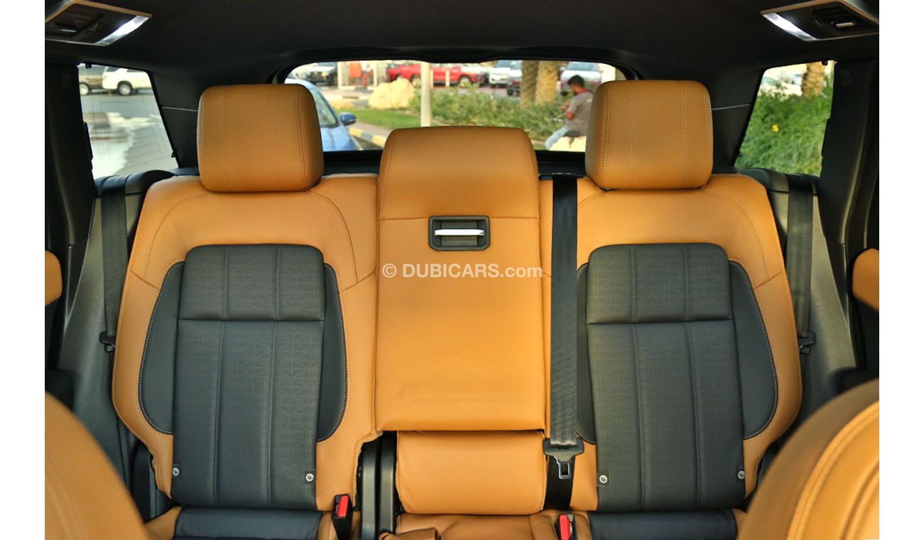 Land Rover Range Rover Sport V6  2019 / Available in white/red