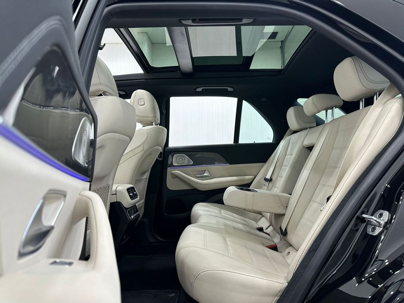 مرسيدس بنز GLE 450 AMG 2022 Mercedes Benz GLE450 4Matic AMG, June 2027 Mercedes Warranty + Service Pack, Full Option, GCC