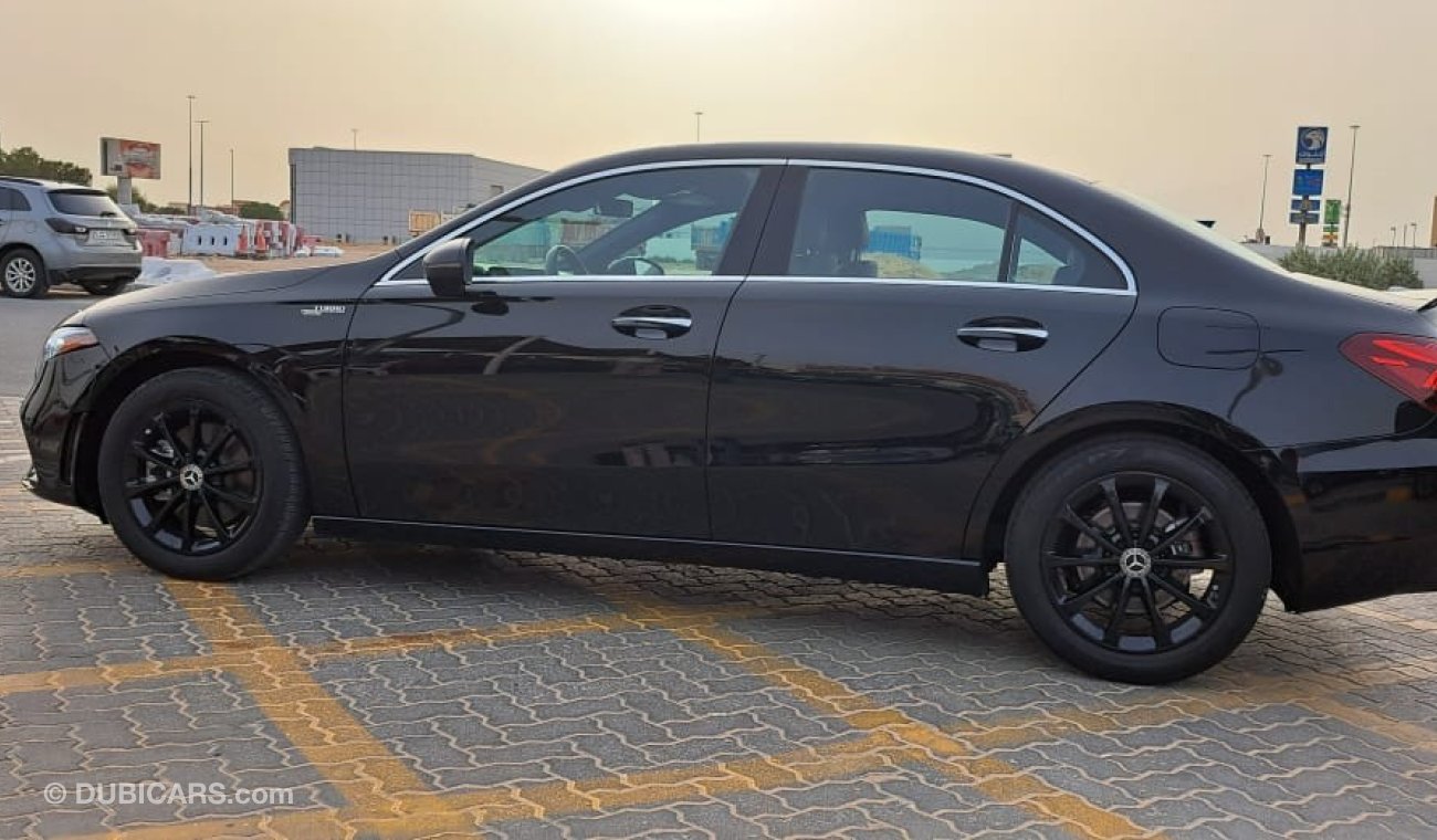 مرسيدس بنز A 220 Mercedes A220