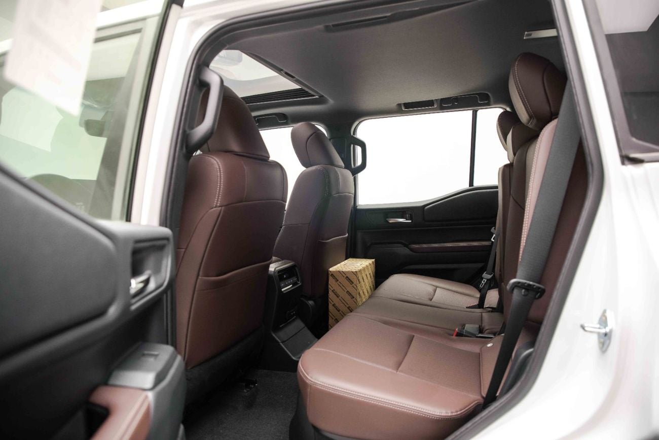 Toyota Prado ADVENTURE 2.8L - PLATINUM WHITE INSIDE DK CHESTNUT | EXPORT ONLY