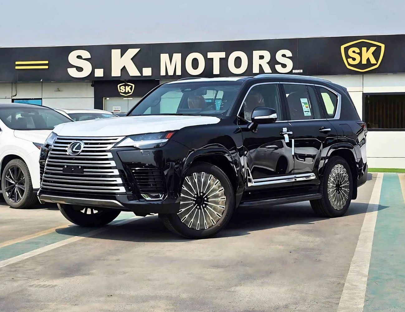 Lexus LX700h HYBRID URBAN |3.5L PETROL | RADAR | HEADUP DISPLAY | 360* CAMERA | PWR WITH LEATHER SEATS | SUNROOF