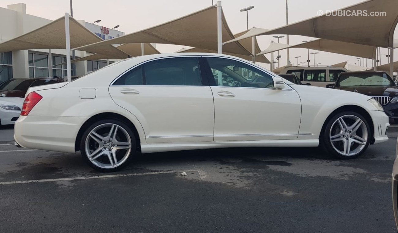 Mercedes-Benz S 63 AMG Mercedes benz S350 model 2011 GCC car prefect condition full option low mileage