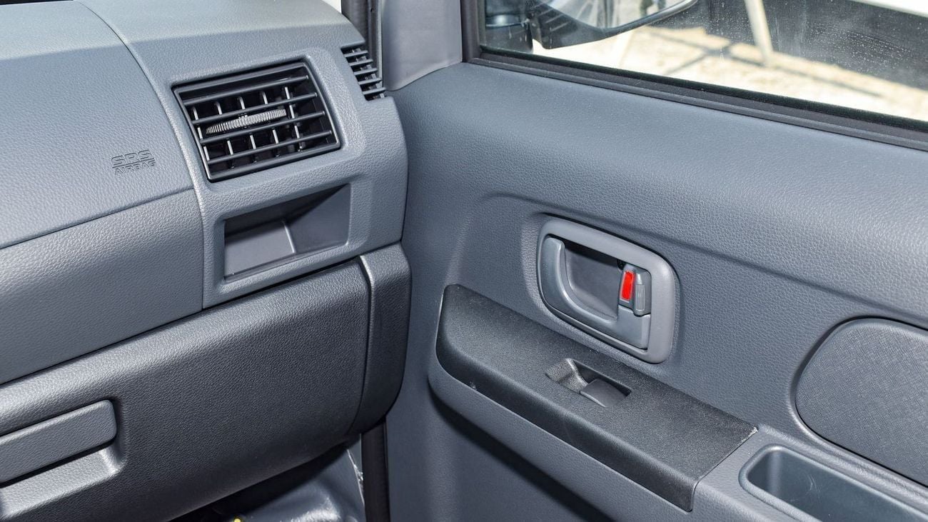 سي إم سي فيريكا Veryca Window Van || Passenger Van 8 Seater