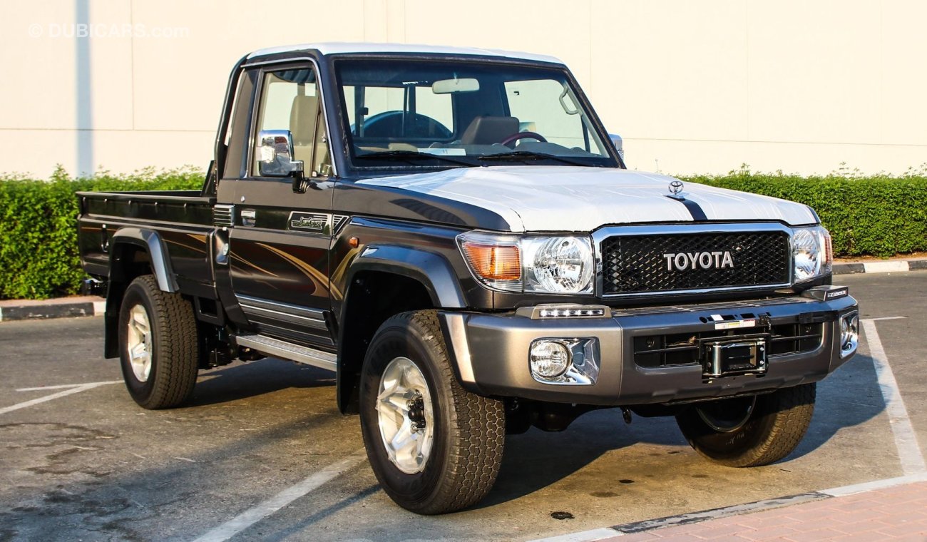 Toyota Land Cruiser Pick Up