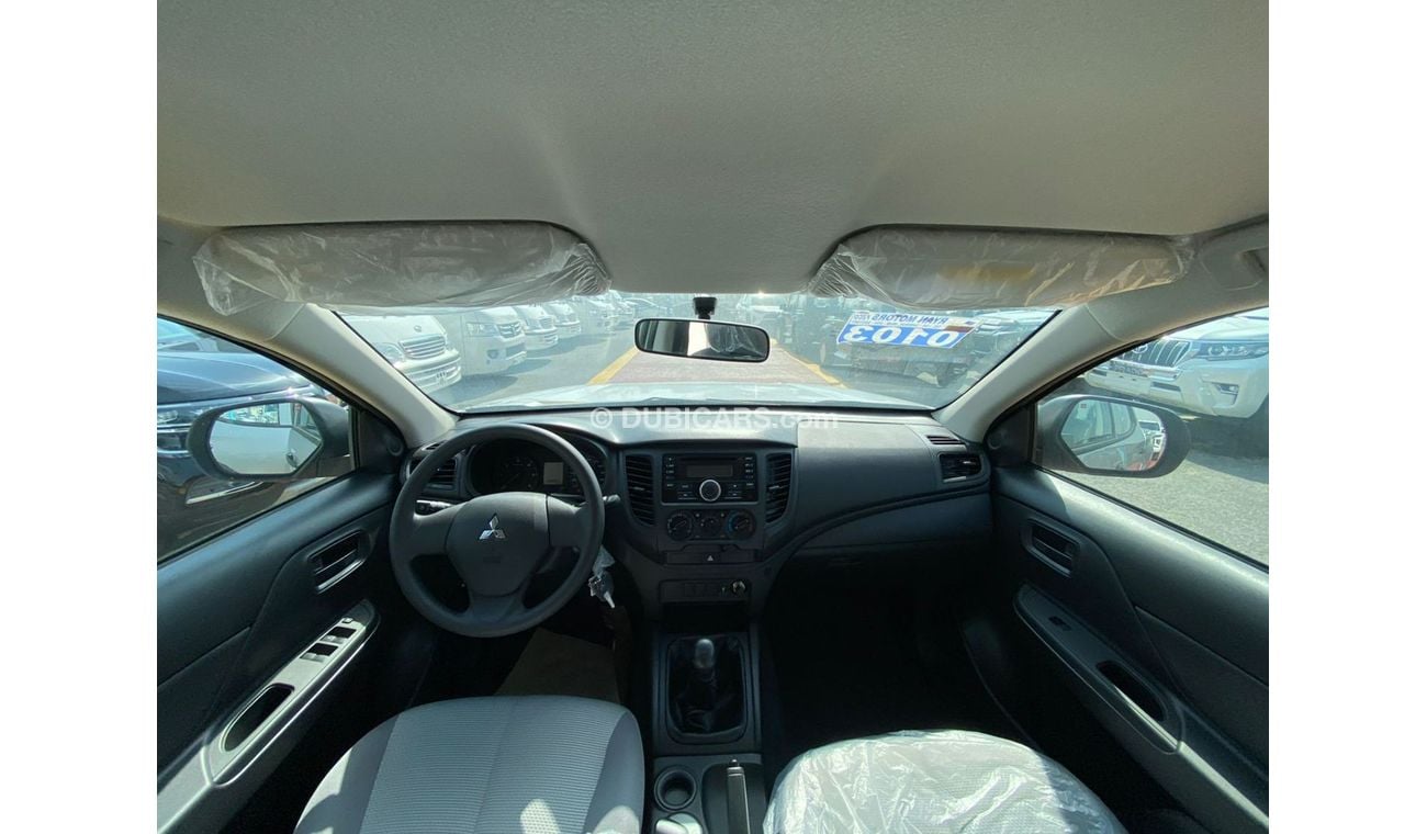 Mitsubishi L200 MITSUBISHI L-200 2.5L DIESEL DOUBLE CABIN 2WD MANUAL TRANSMISSION MODEL 2022