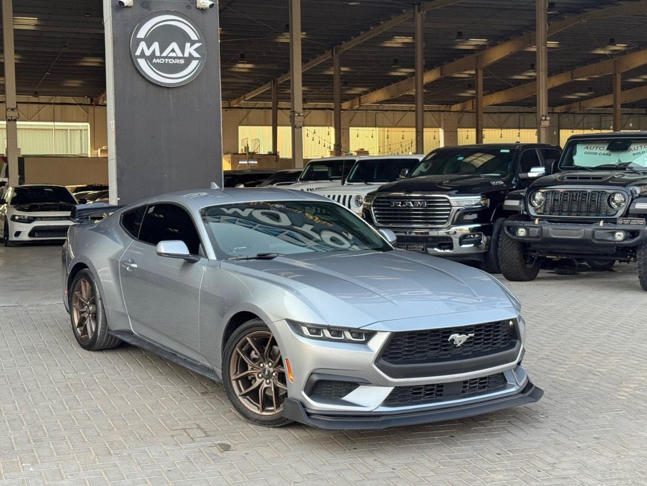 Ford Mustang PREMIUM — фото 2