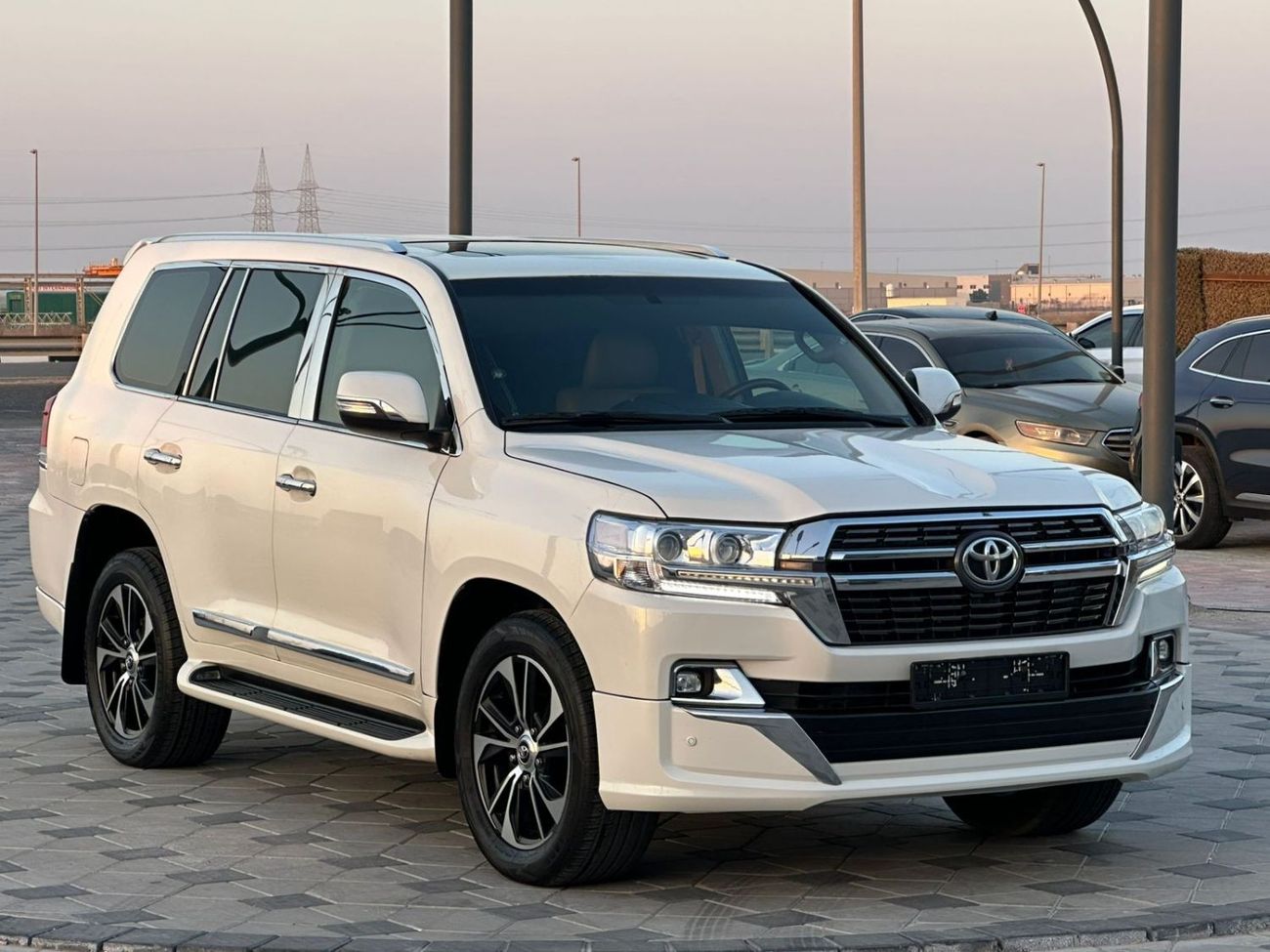 تويوتا لاند كروزر GXR 60th Anniversary 4.6L
