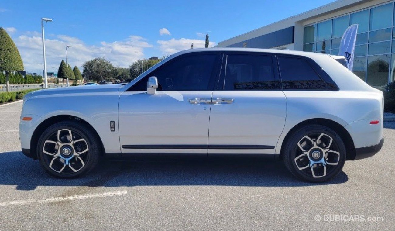 Rolls-Royce Cullinan Black Badge *In route to Dubai - Arrival in 2 weeks* (US Specs)