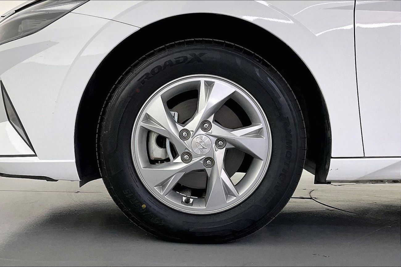 Toyota Yaris SE / E | 1 year free warranty | 0 Down Payment