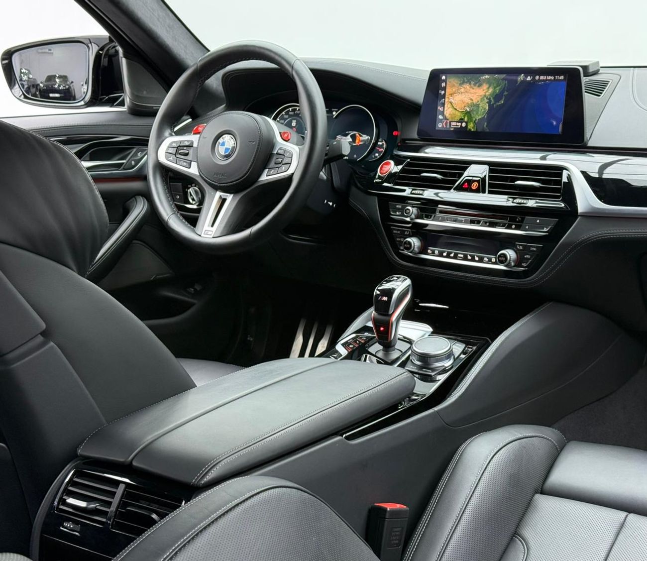 BMW M5 Competition 4.4L (625 HP) 2018 BMW M5 Competition ,Full BMW Service History ,Excellent Condition ,Ja