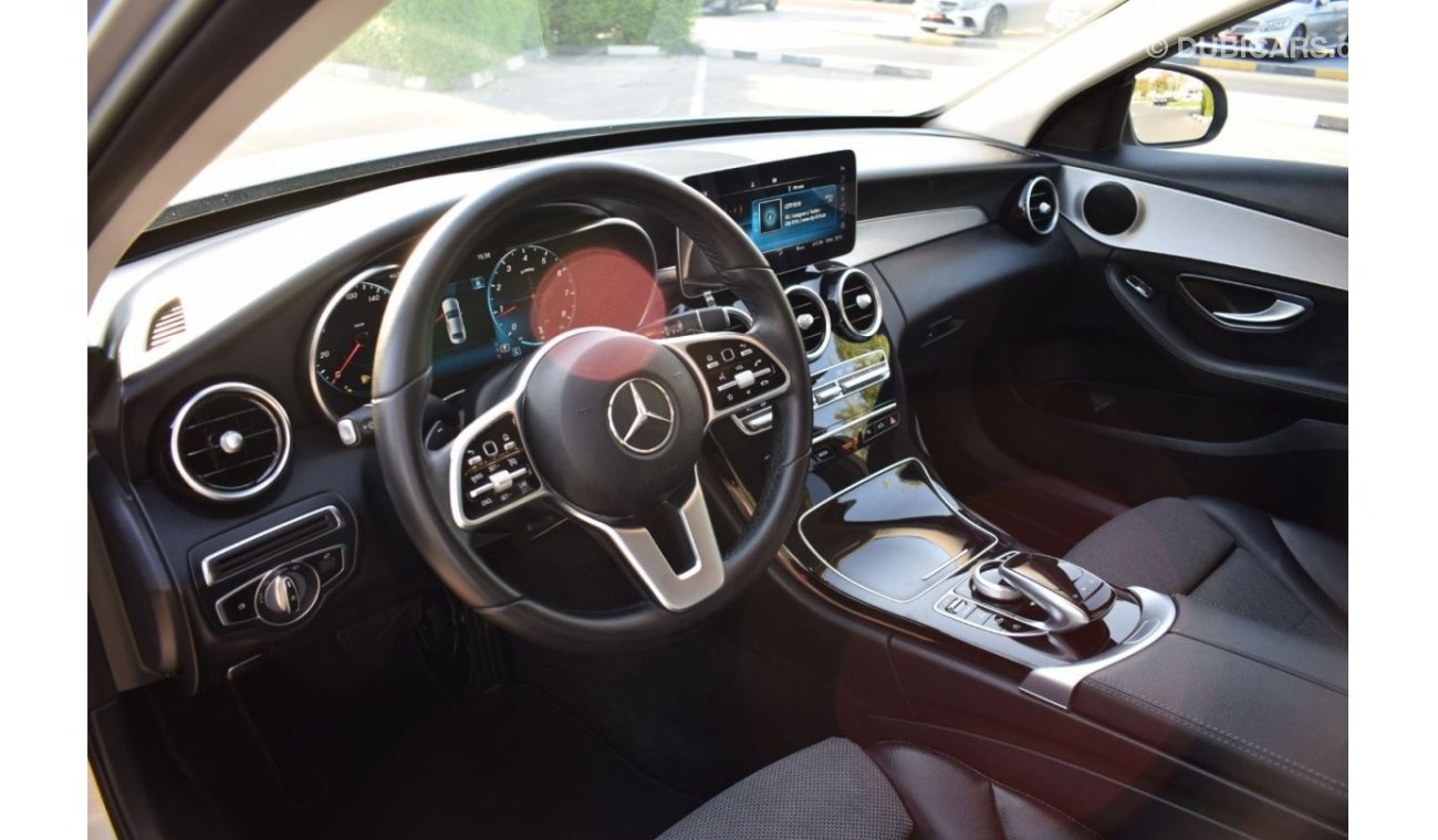 Mercedes-Benz C200 2019 LOW MILEAGE AMG KIT THREE YEARS WARRANTY