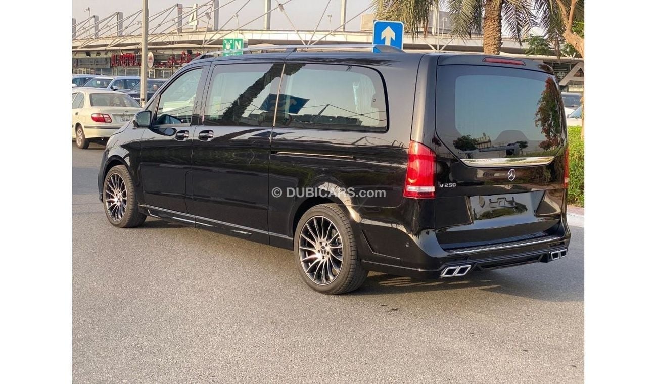 مرسيدس بنز V 250 1 OF 50**2022**GCC SPEC UNDER WARRANTY AND SERVICE