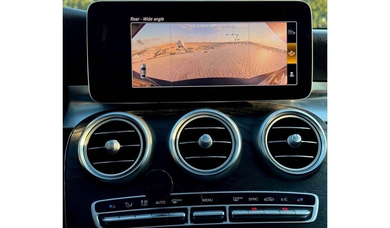 مرسيدس بنز C 200 Mercedes C200 2019 2.0 L GCC, original paint accident-free in excellent condition, 1794 P.M