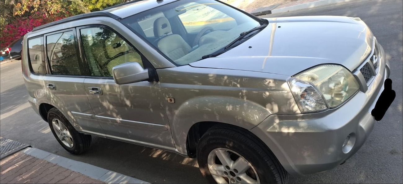 نيسان إكس تريل