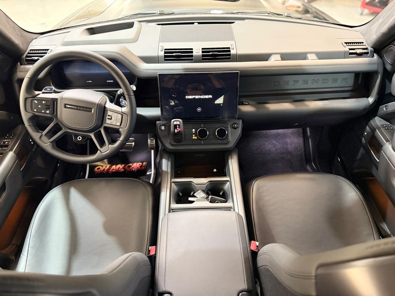 لاند روفر ديفندر 110 P635 OCTA V8 2026