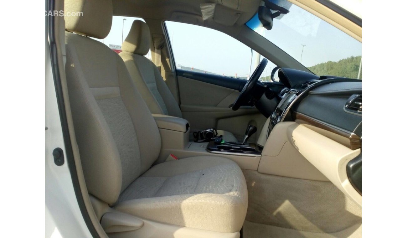 Toyota Camry 2015 SE+ ref#682