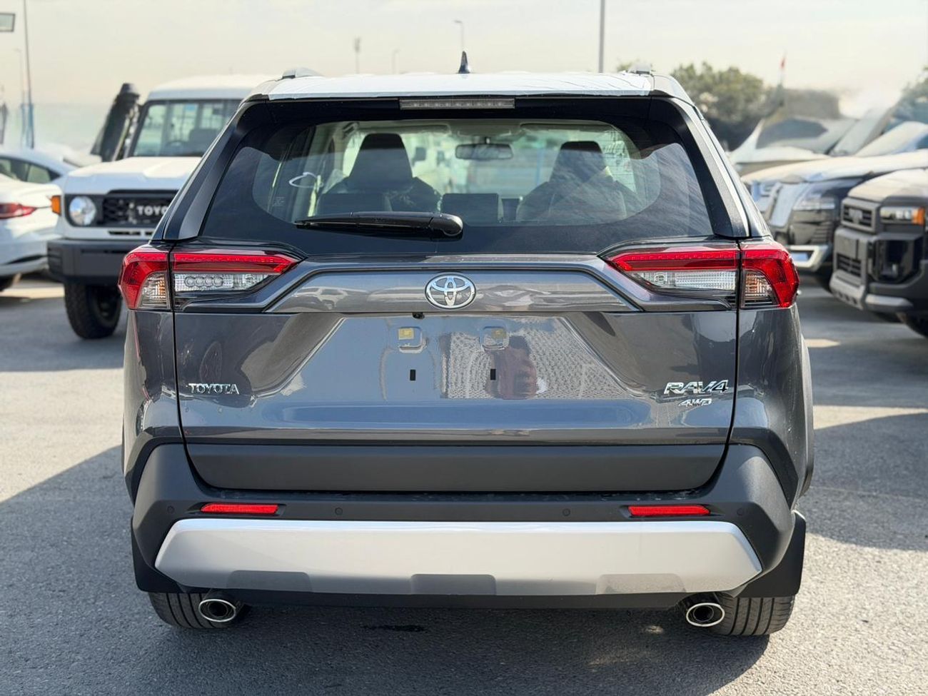 Toyota RAV4 ADVENTURE ( FOR RE-EXPORT ONLY )