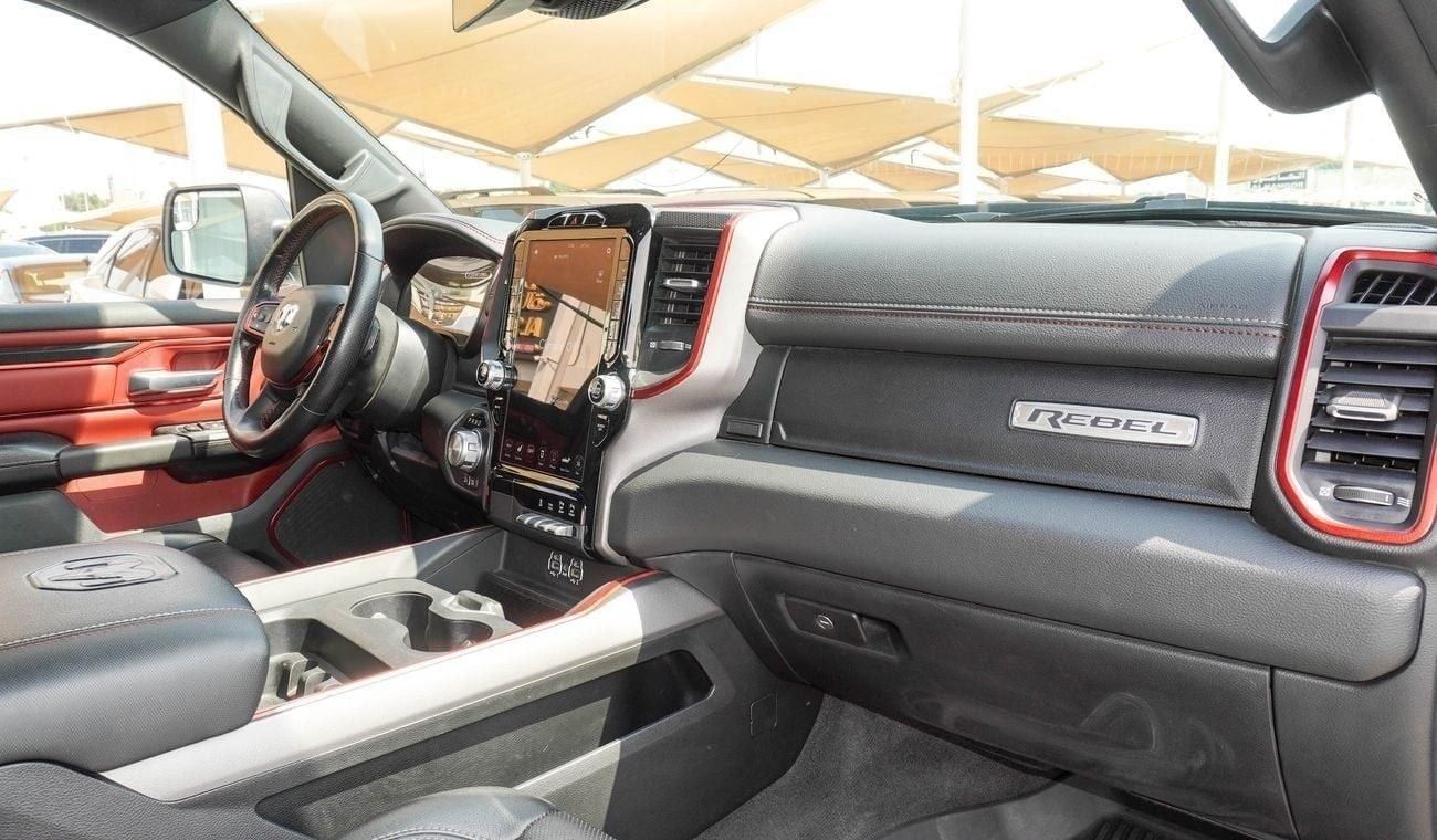 RAM 1500 REBEL 5.7L HEMI