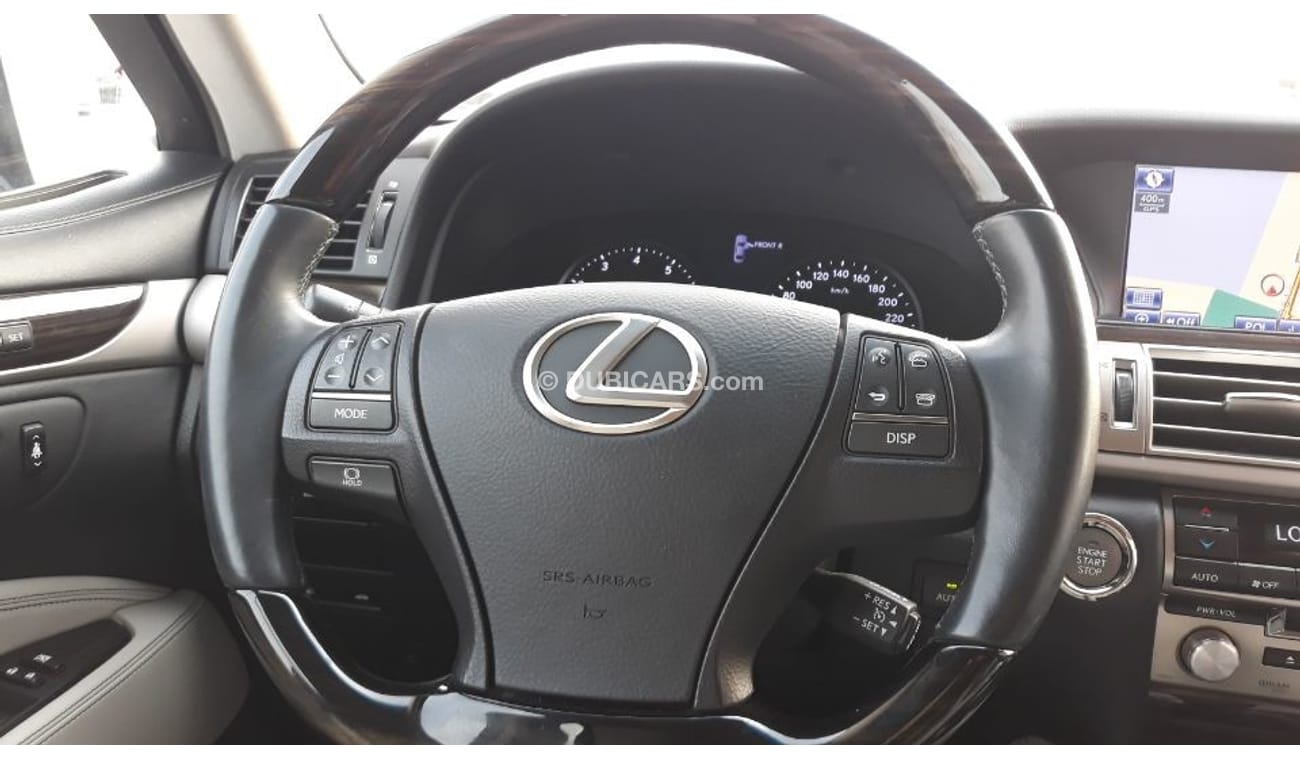 Lexus LS460 2014 American specs full options Low.mileage